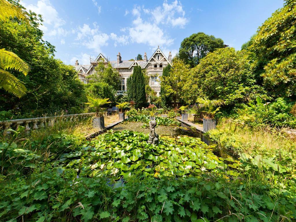 Luxurious Apartment In Historic Mansion - Sleeps 7 Ladock Exterior photo